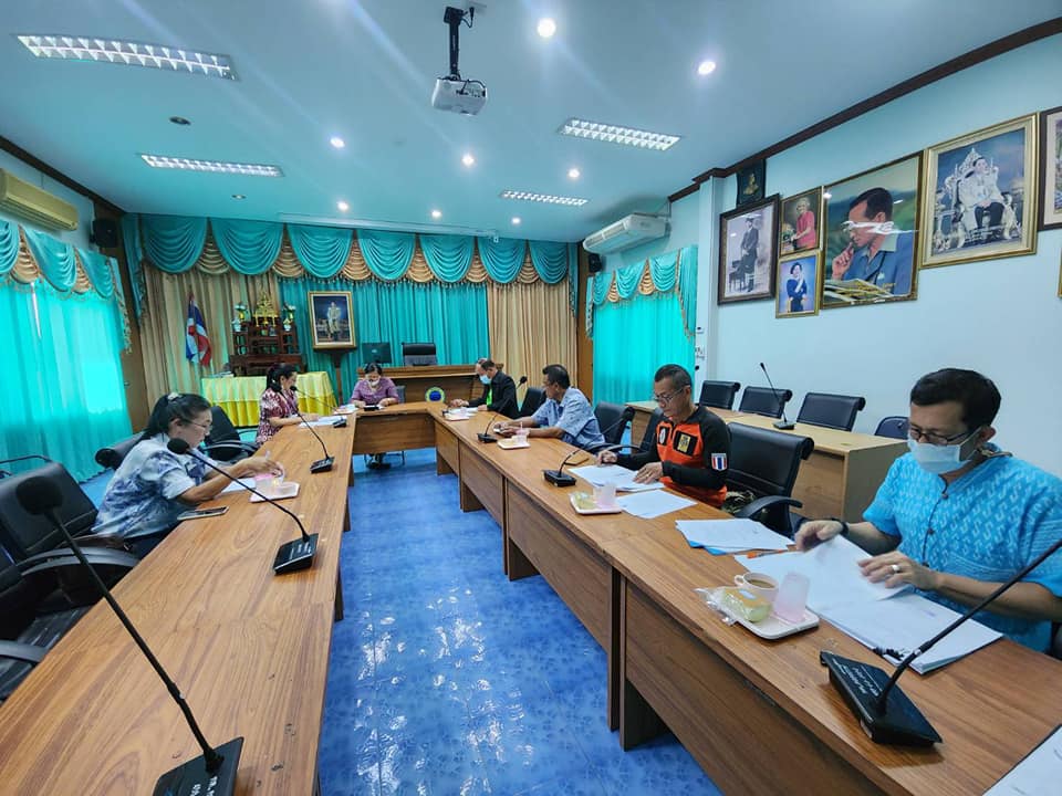ประชุมคณะกรรมการช่วยเหลือประชาชนของเทศบาลตำบลคลองวาฬ ครั้งที่ 1 /2566