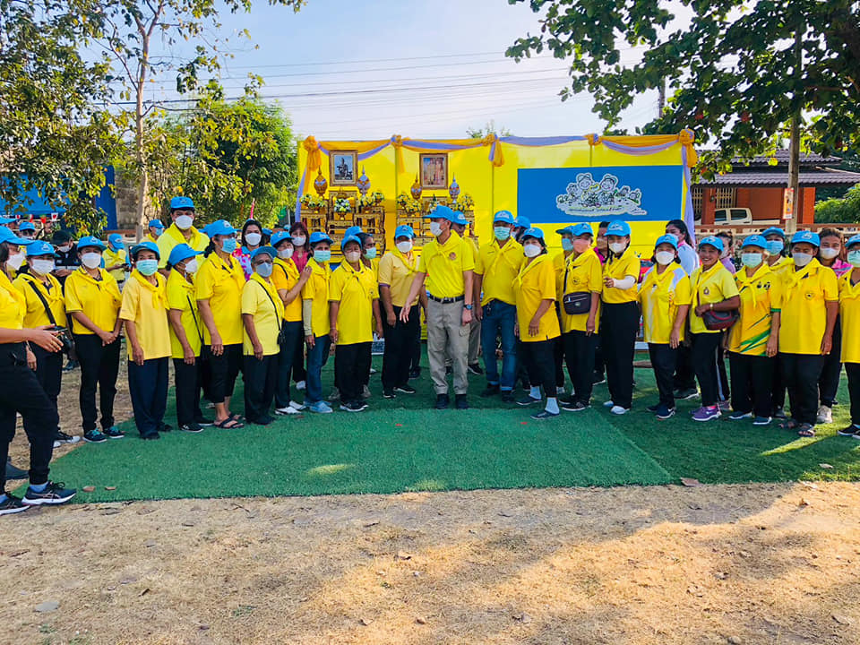 ร่วมกิจกรรม " จิตอาสาพัฒนาปรับปรุง ภูมิทัศน์ โรงเรียนบ้านคลองวาฬ เนื่องในโอกาสวันพ่อขุนรามคำแหง ณ โรงเรียนบ้านคลองวาฬ 