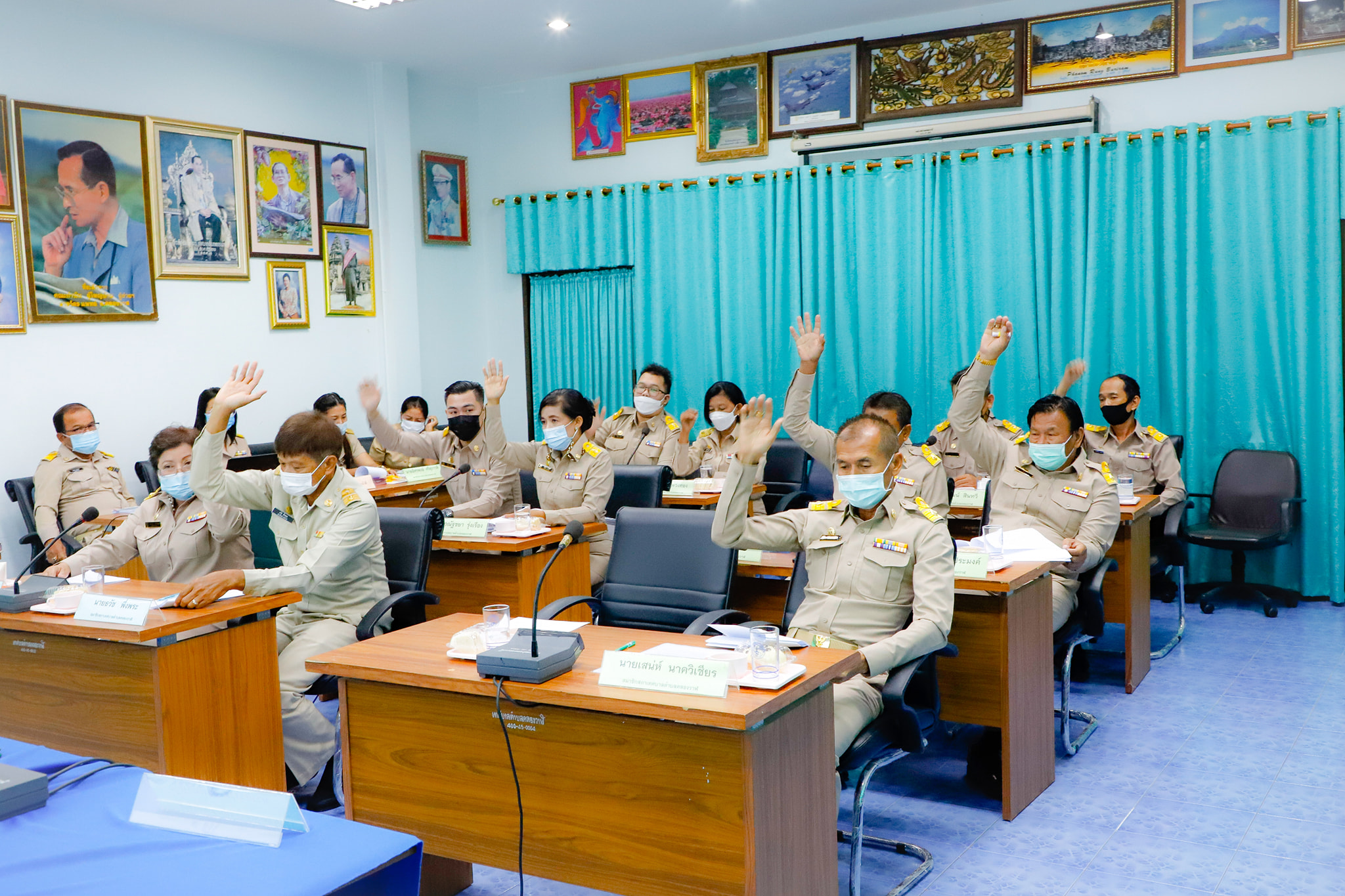 ประชุมสภาเทศบาลตำบลคลองวาฬ ครั้งแรก